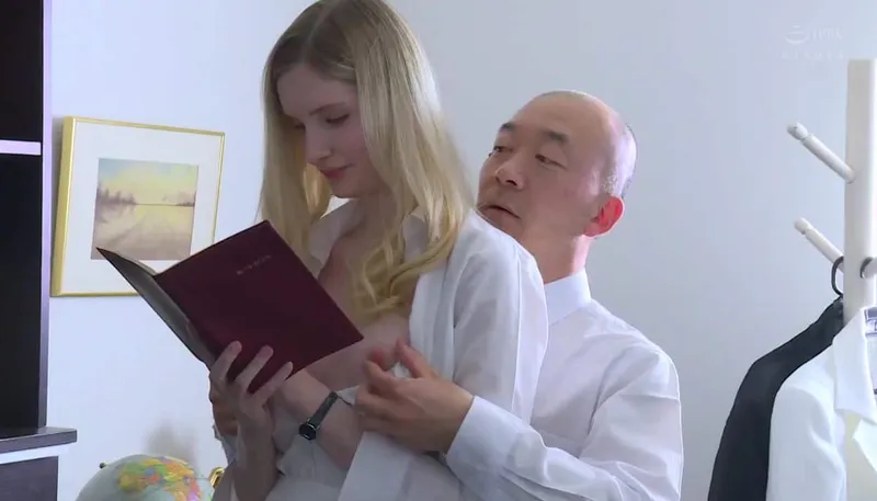 Vợ yêu chấp nhận làm em gái cho đối tác của anh xã để trả nợ