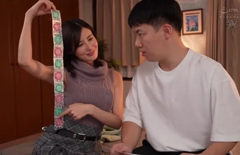 Bị em người yêu bỏ vì nhu cầu tình dục quá cao, chị gái tìm đến cậu em trai